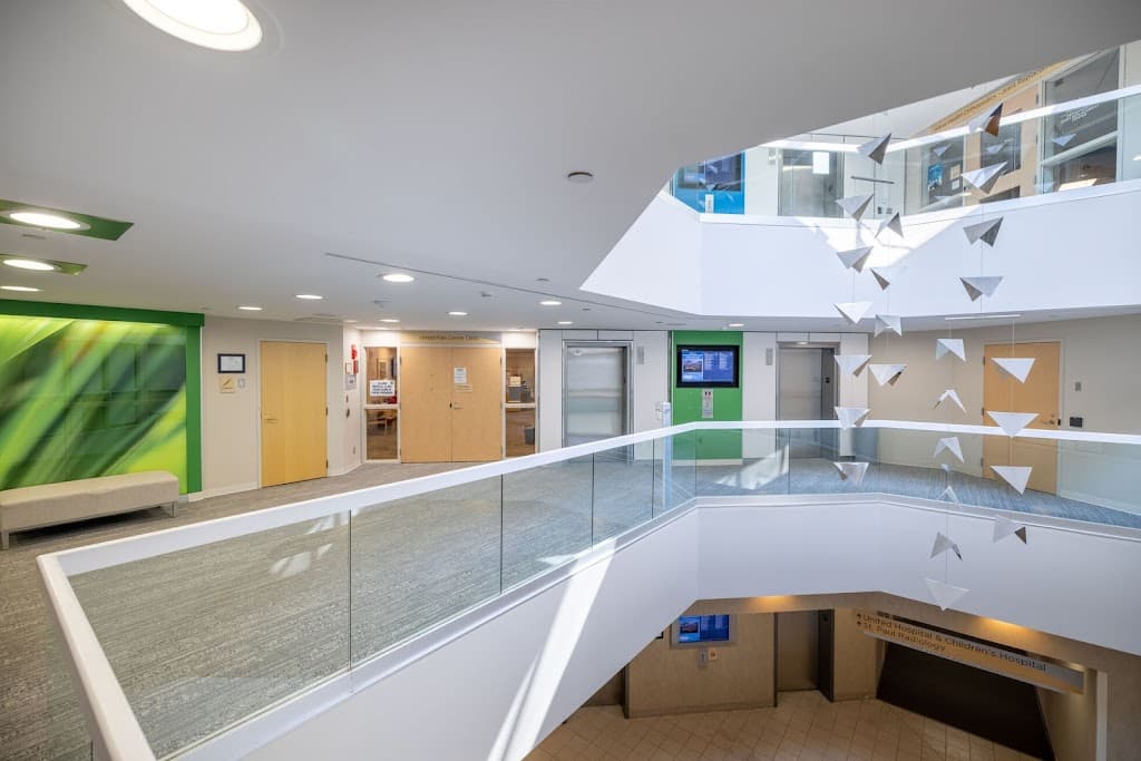 United Pain Center - St. Paul photo 2