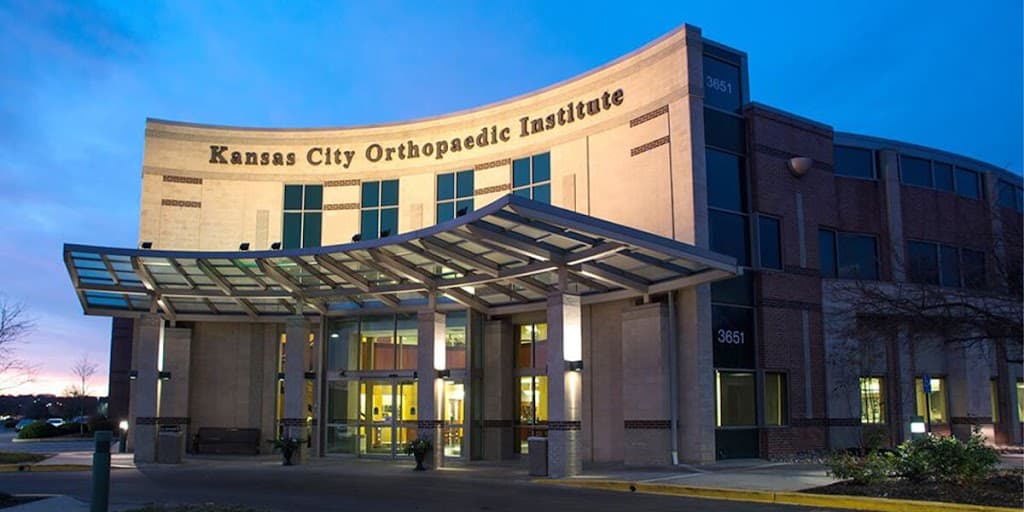 C. Lan Fotopoulos, M.D. photo 2