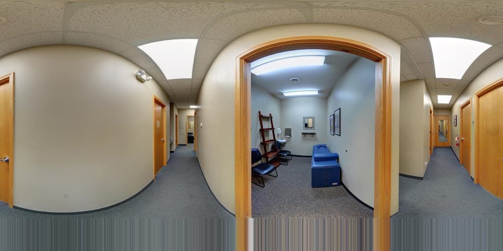 Rivertown Medical Center Stillwater | Knee, Back and Joint Pain Clinic photo 3