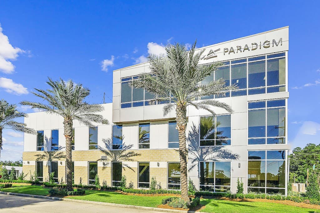 Paradigm Spine Care: Dr. Neilson Tran photo 2