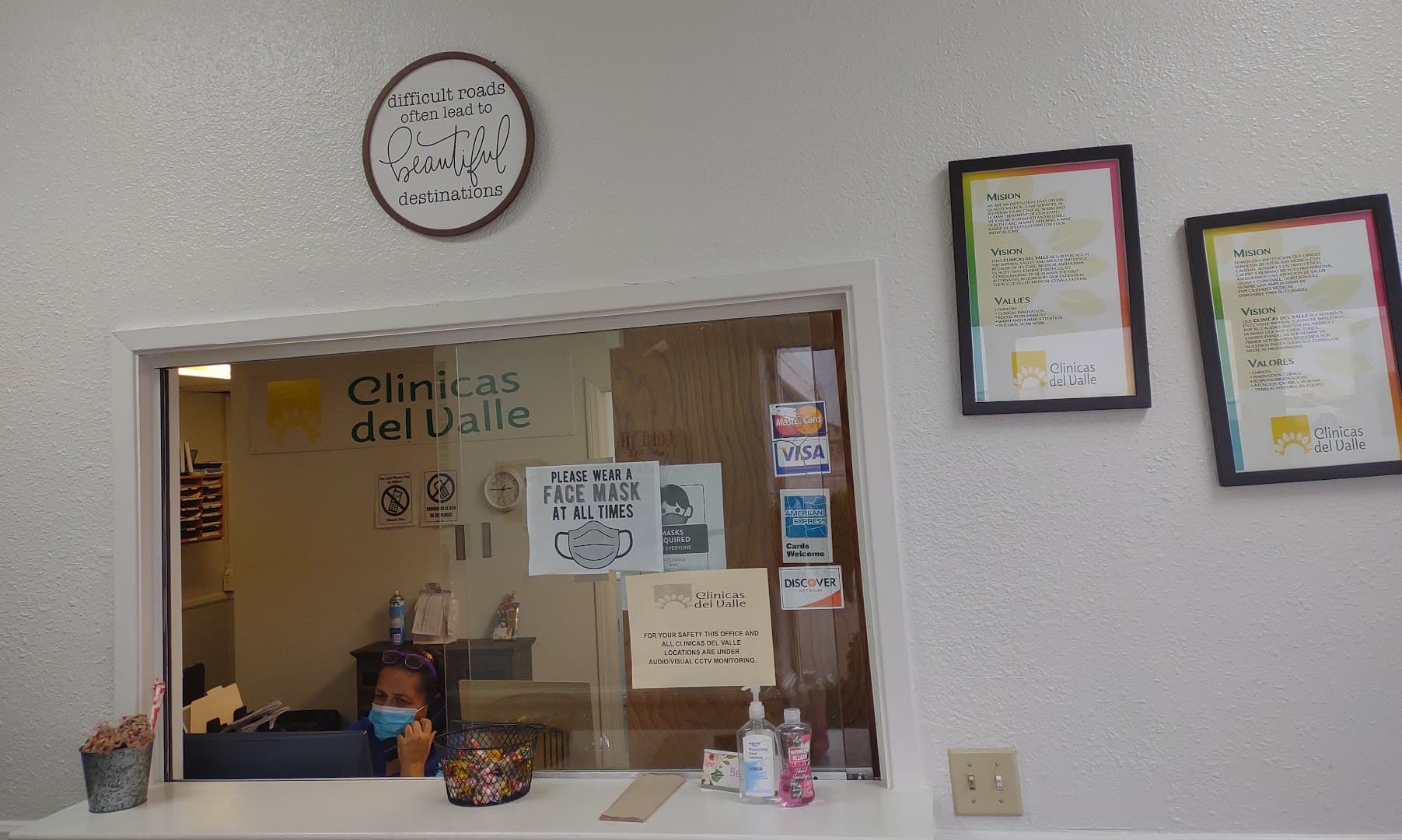 Clinicas Del Valle photo 4