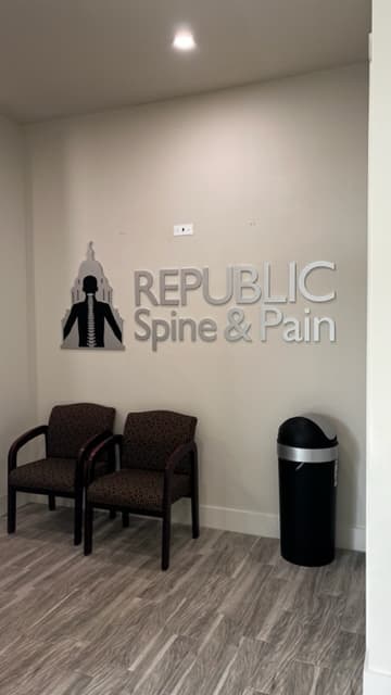 Republic Spine and Pain photo 2