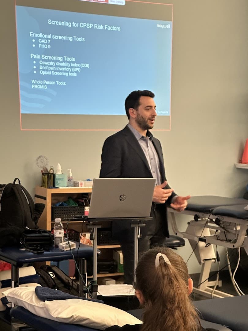 Maywell Pain Management of Plainview - Brian Mayrsohn M.D. photo 4