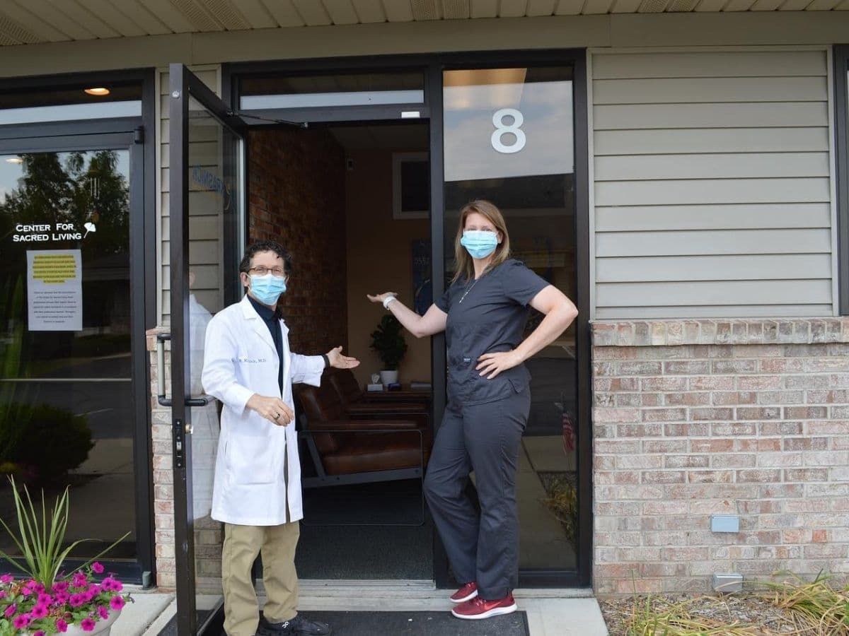 Krasnick Regenerative Medicine - Center for Alternative Pain Treatment photo 3